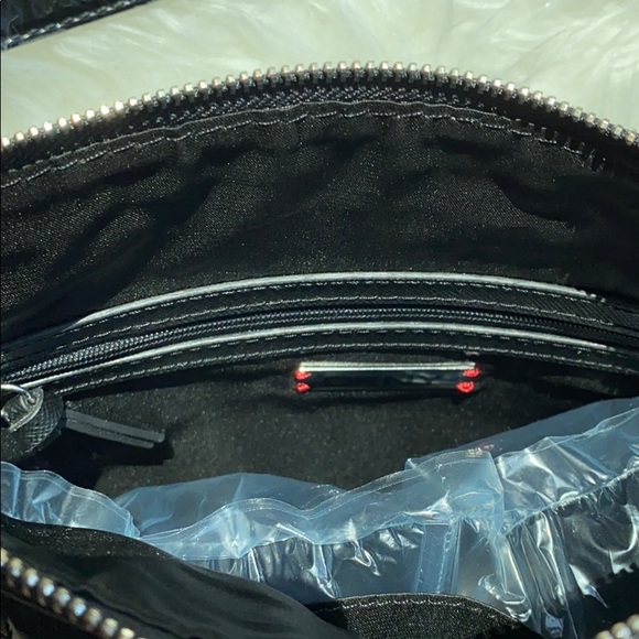 SOLD DKNY Patent Leather Crossbody bag - Picture 8 of 13